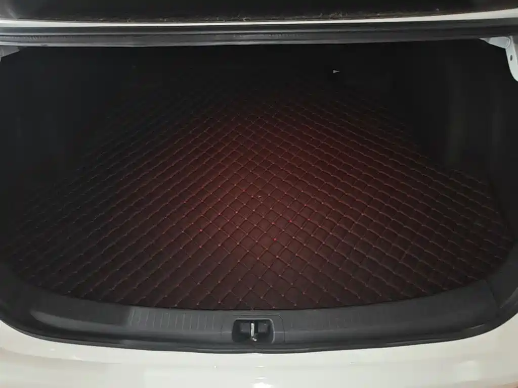 Toyota Corolla 2021 Hybrid 1.8L E-CVT Elite Edition фото 19