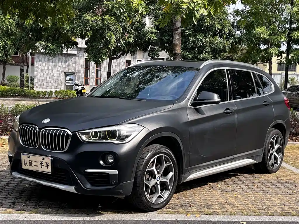 BMW X1 2016 sDrive18Li Luxury Model фото 3