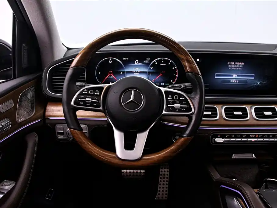 Mercedes-Benz GLS 2023 Second Facelift GLS 450 4MATIC Luxury фото 7