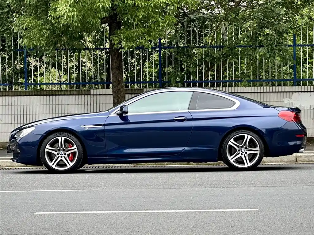 BMW 6 Series 2012 640i Coupe фото 14