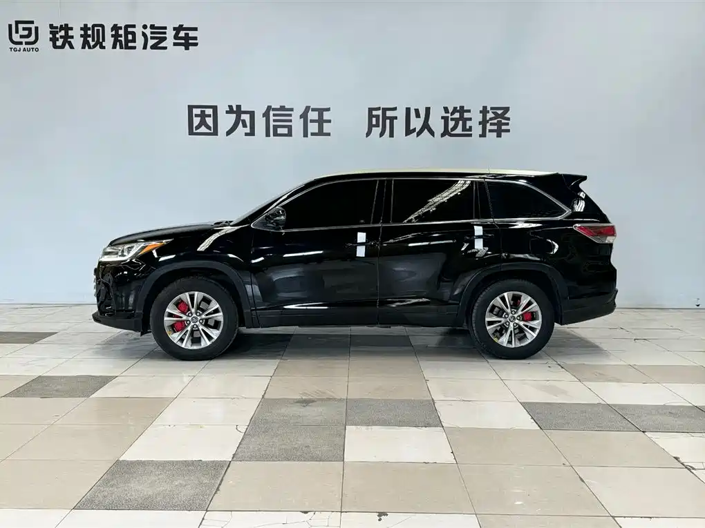 Toyota Highlander 2017 2.0T 4WD Elite 7-Seater фото 3