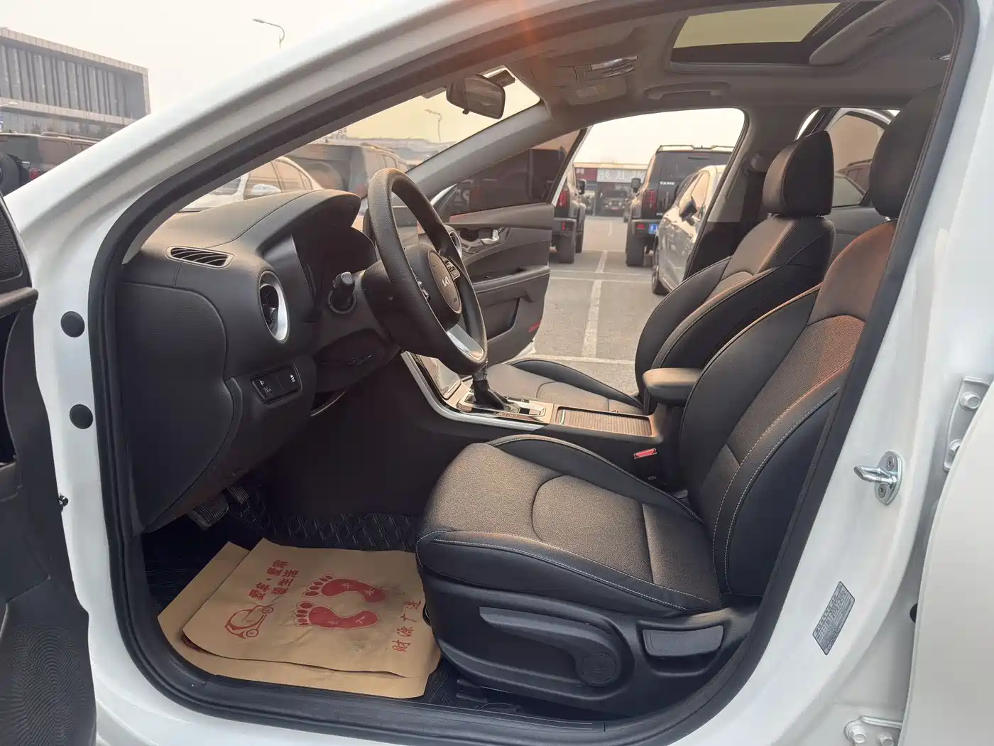 Kia K3 2021 Facelift 1.5L CVT Fashion Edition фото 8