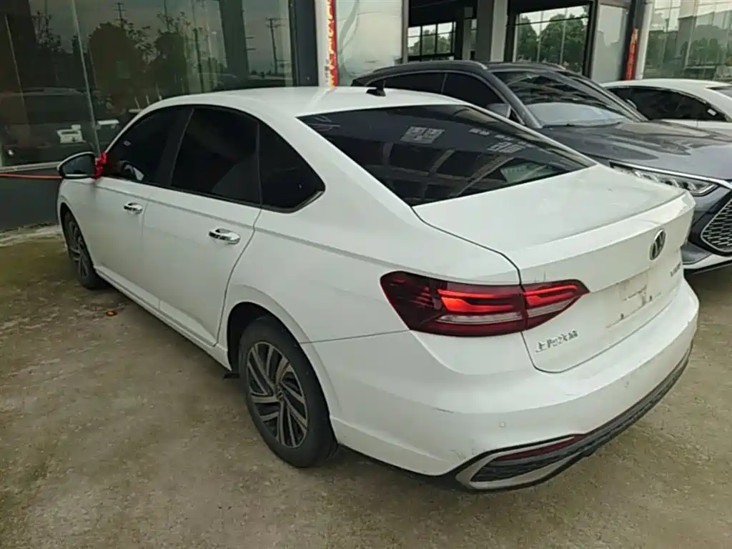 Volkswagen Lavida 2024 Model 1.5L Automatic Starlight 5 Million Edition фото 5