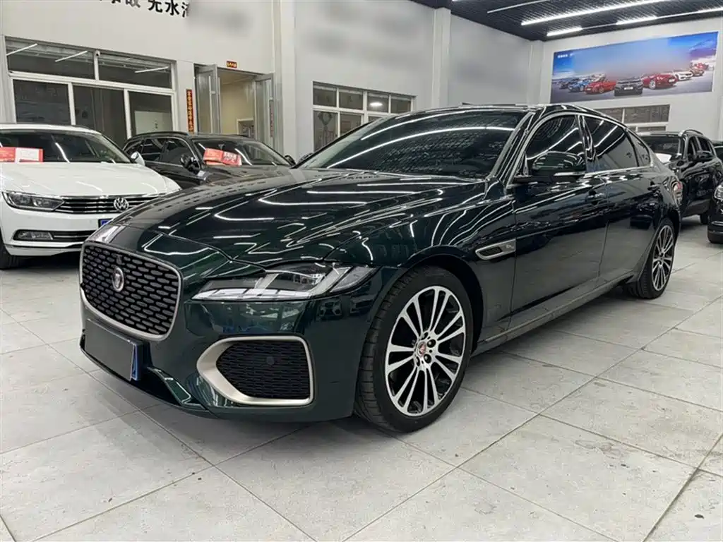 Jaguar XFL 2024 2.0T P250 2WD Premium Luxury