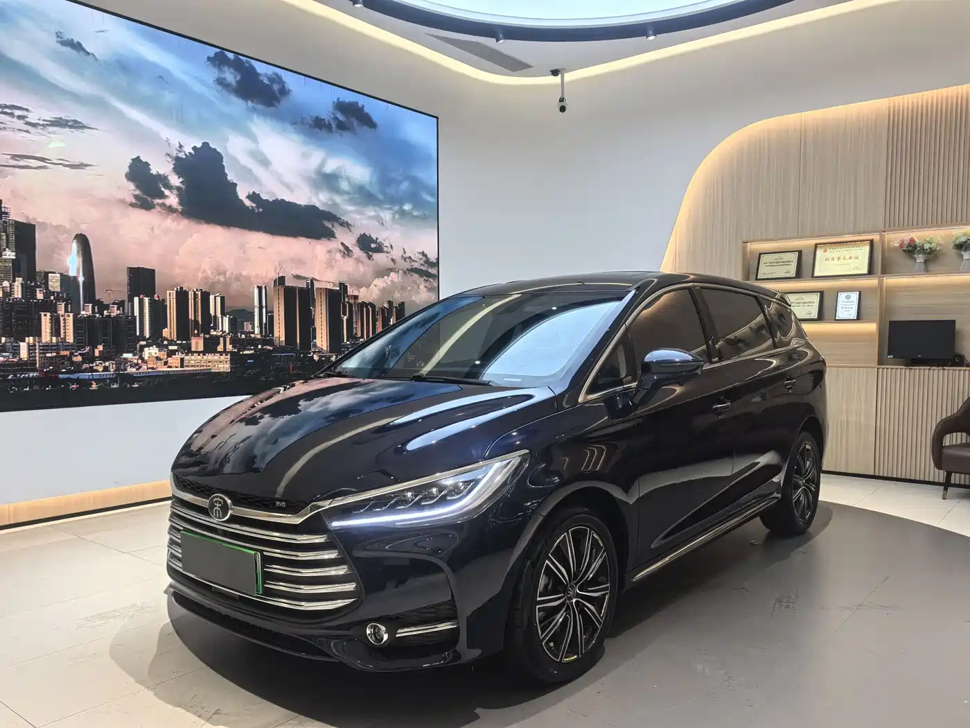 BYD Song MAX New Energy 2019 DM 1.5T Smart Connect Advance 7-seater China VI