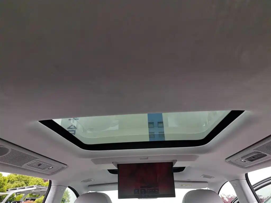 Voyah Auto Voyah Dreamer 2025 PHEV AWD Flagship Qian Kun Edition фото 14