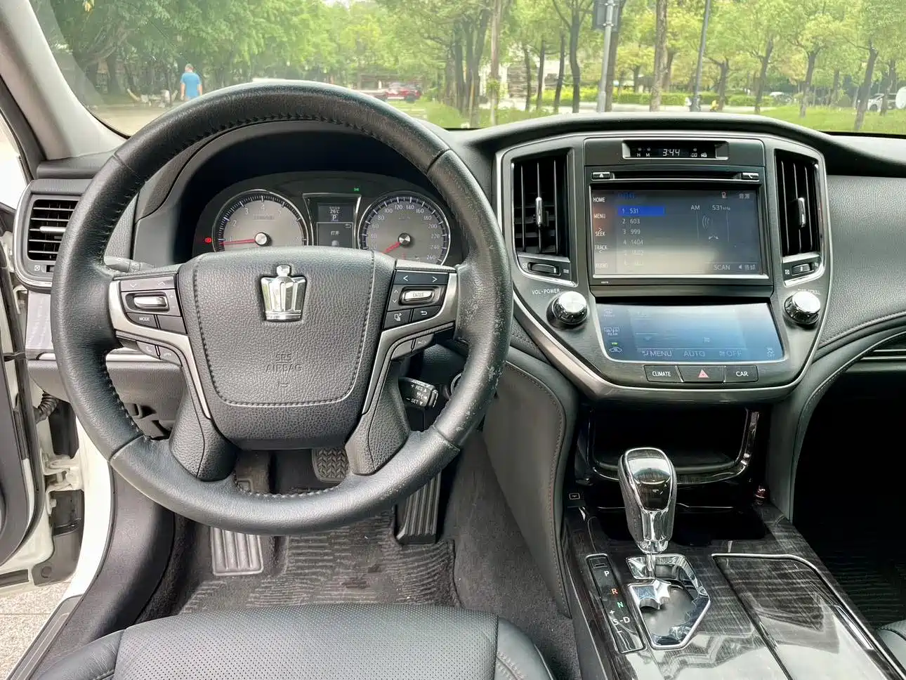 Toyota Crown 2015 2.0T Fashion фото 4