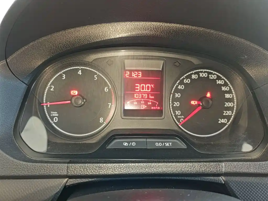 Volkswagen Jetta 2019 Dream Edition 1.5L Manual Fashion фото 12