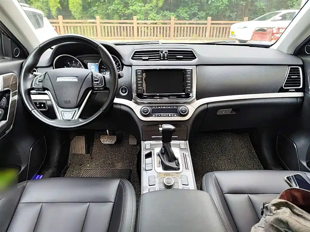 Haval H6 Coupe 2015 Model Blue Label 2.0T Automatic 2WD Elite фото 10