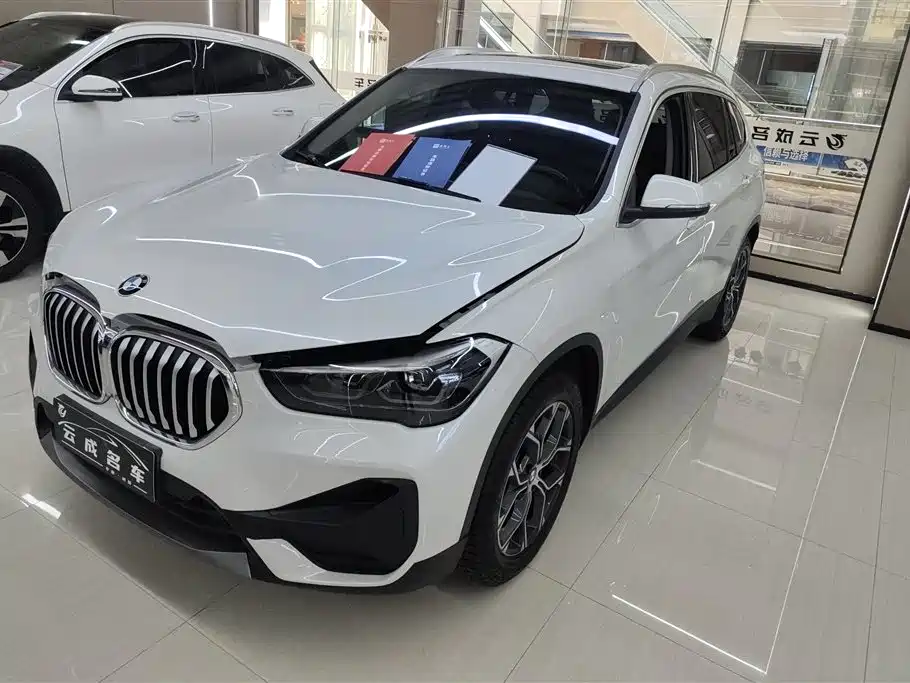 BMW X1 2021 sDrive25Li Leading