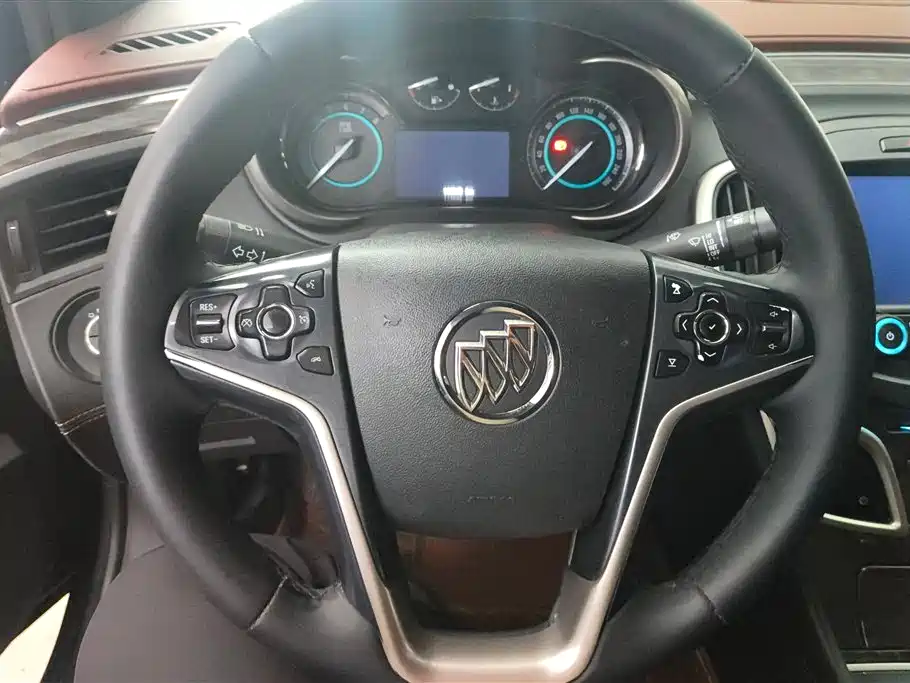 Buick LaCrosse 2013 2.4L SIDI Luxury Comfort фото 15