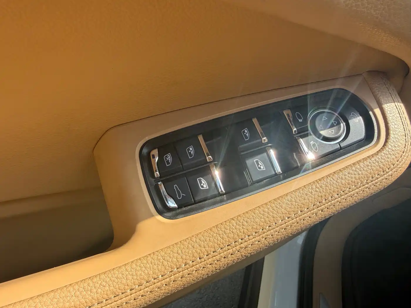 Porsche Macan 2017 Macan S 3.0T фото 8