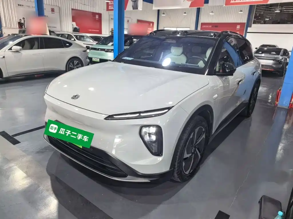 Фото 1 - NIO ES6