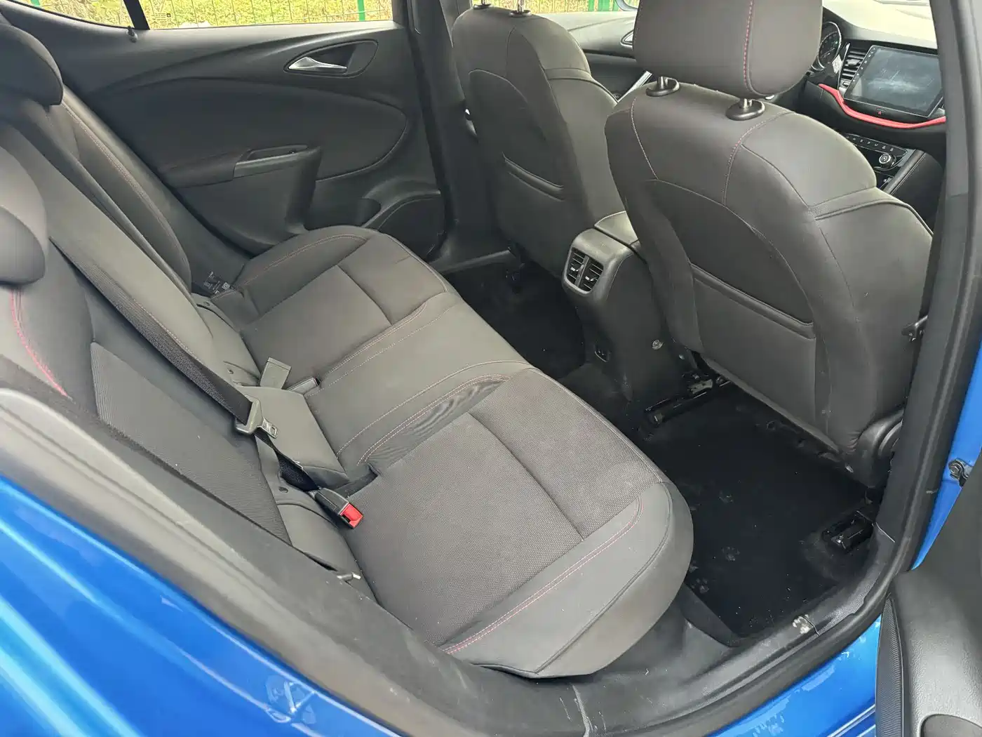 Buick Verano 2016 Hatchback GS 20T DCT Luxury Sport фото 10