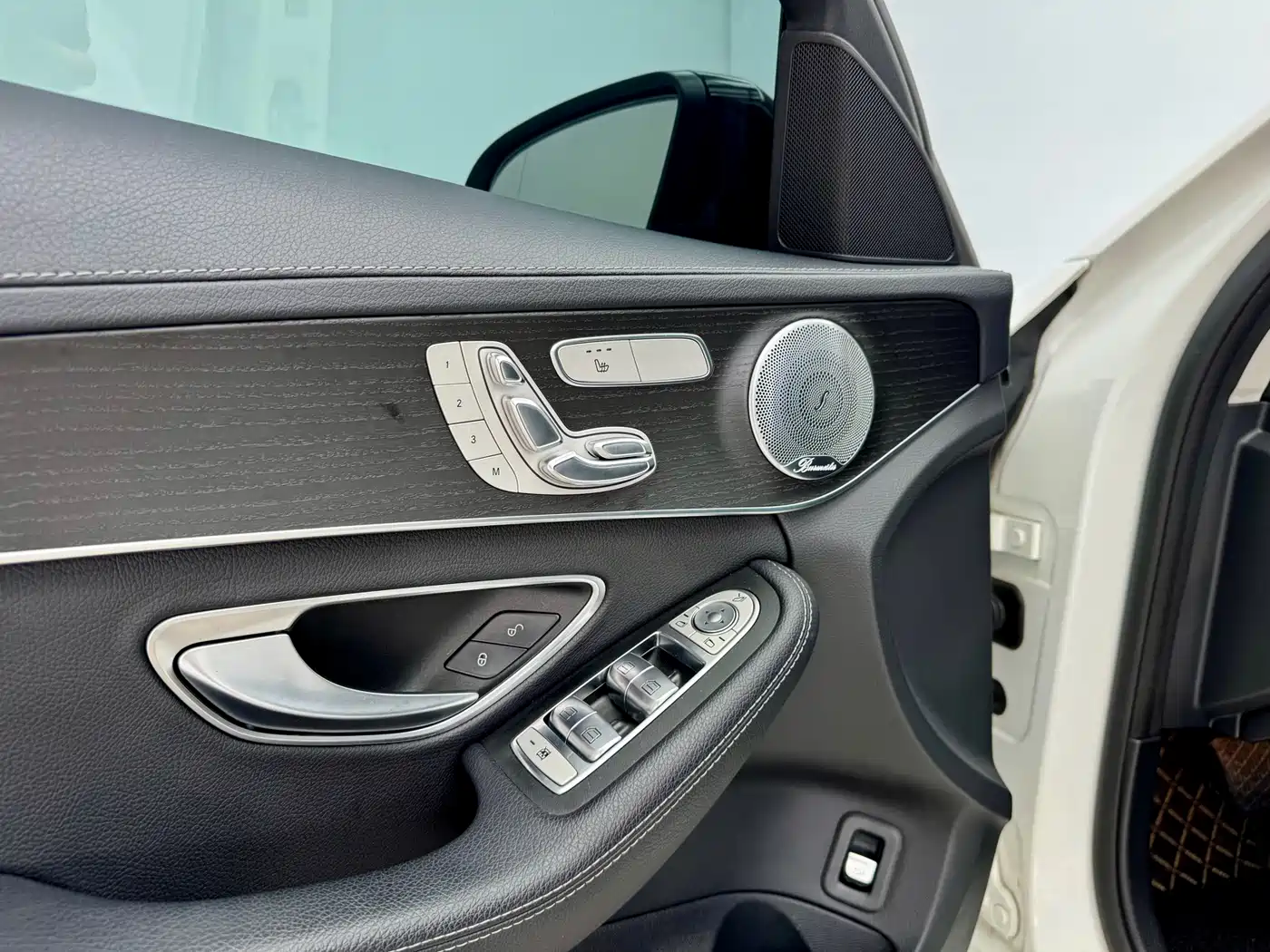 Mercedes-Benz C-Class 2021 C 260 L Sport Starry Exclusive Edition фото 9
