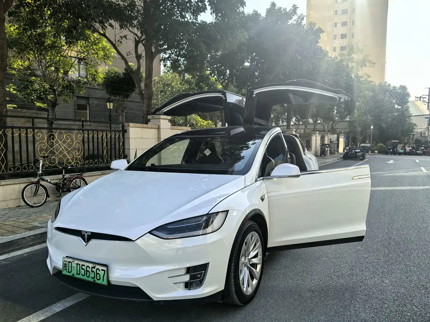 Фото 5 - Tesla Model X