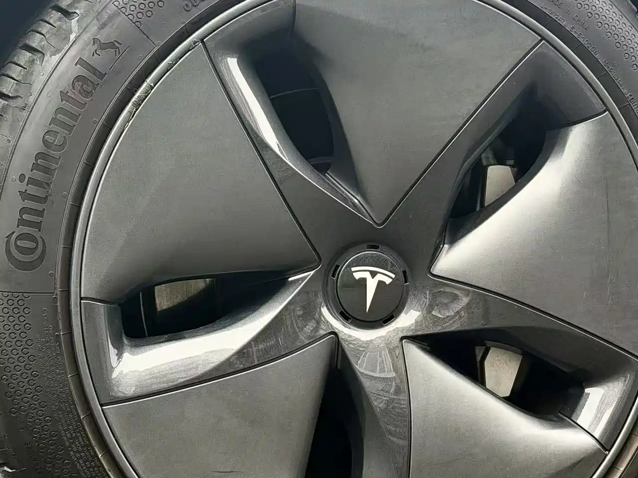 Tesla Model 3 (Import) 2019 Long Range All-Wheel Drive Edition фото 13