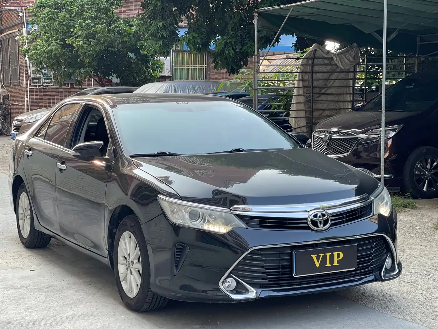 Toyota Camry 2017 2016 2.0G 10th Anniversary Leading Edition
