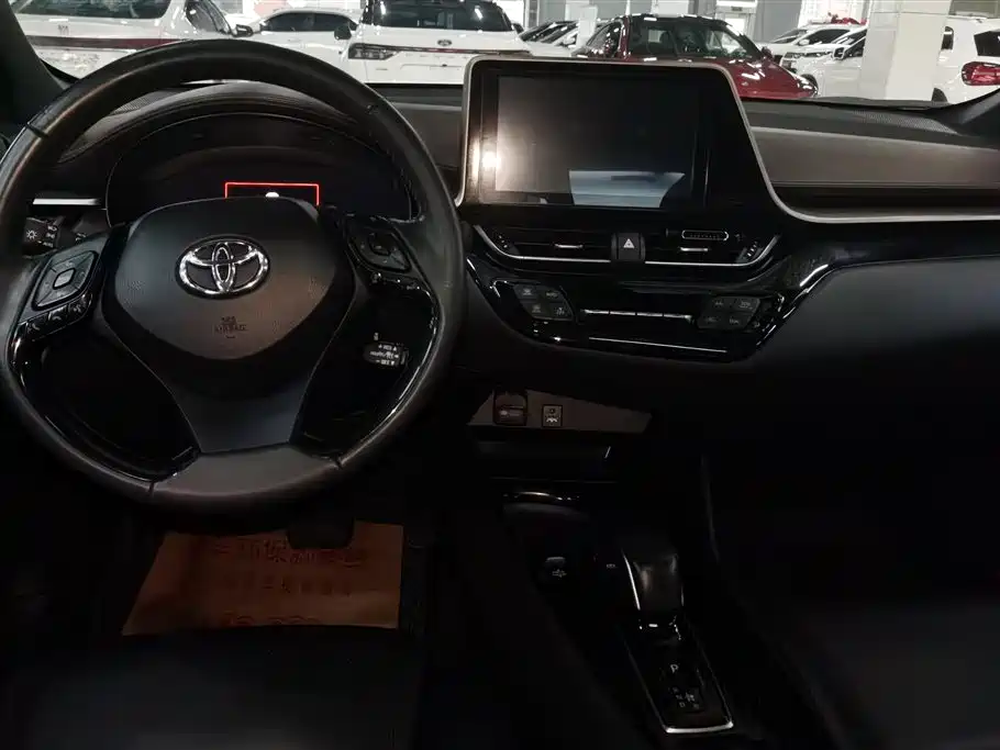 Toyota C-HR EV 2020 Premium Sunroof Edition фото 12