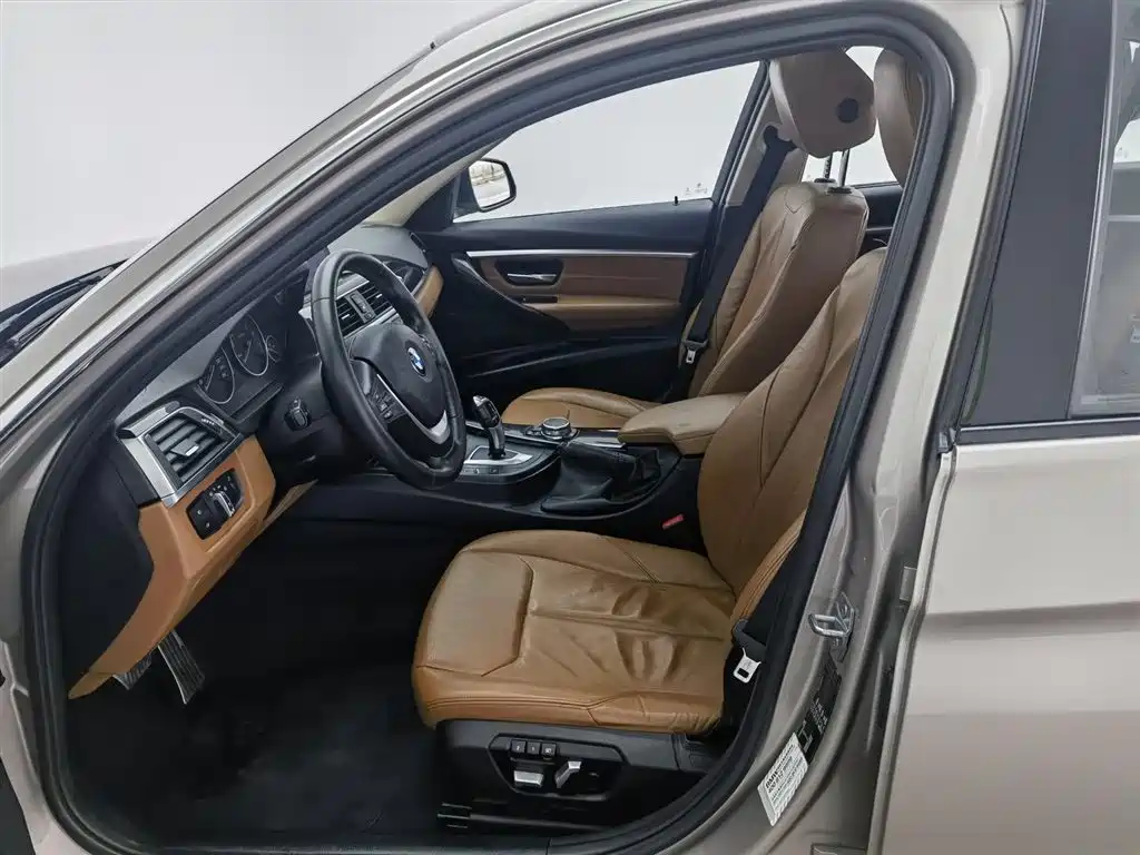 BMW 3 Series 2016 320Li Luxury Design Package фото 10
