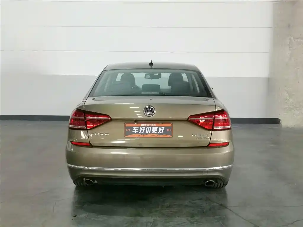 Volkswagen Passat 2017 330TSI DSG Prestige фото 4