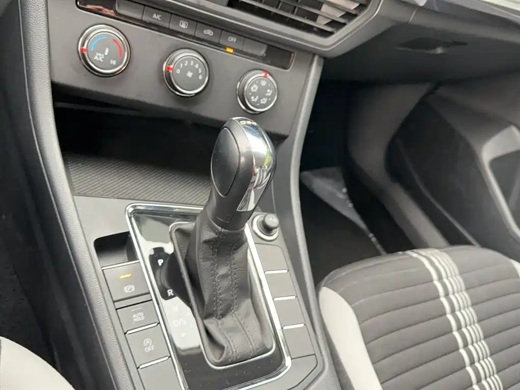 Volkswagen Bora 2023 200TSI DSG Comfort Edition фото 10