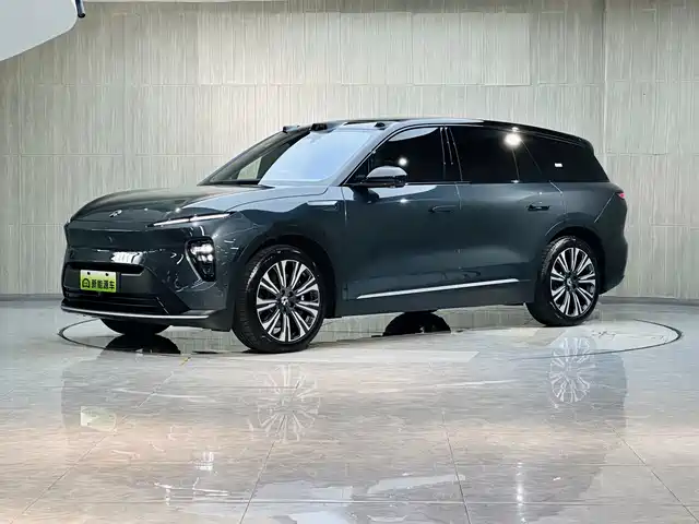 NIO ES8 2023 75kWh Executive Edition