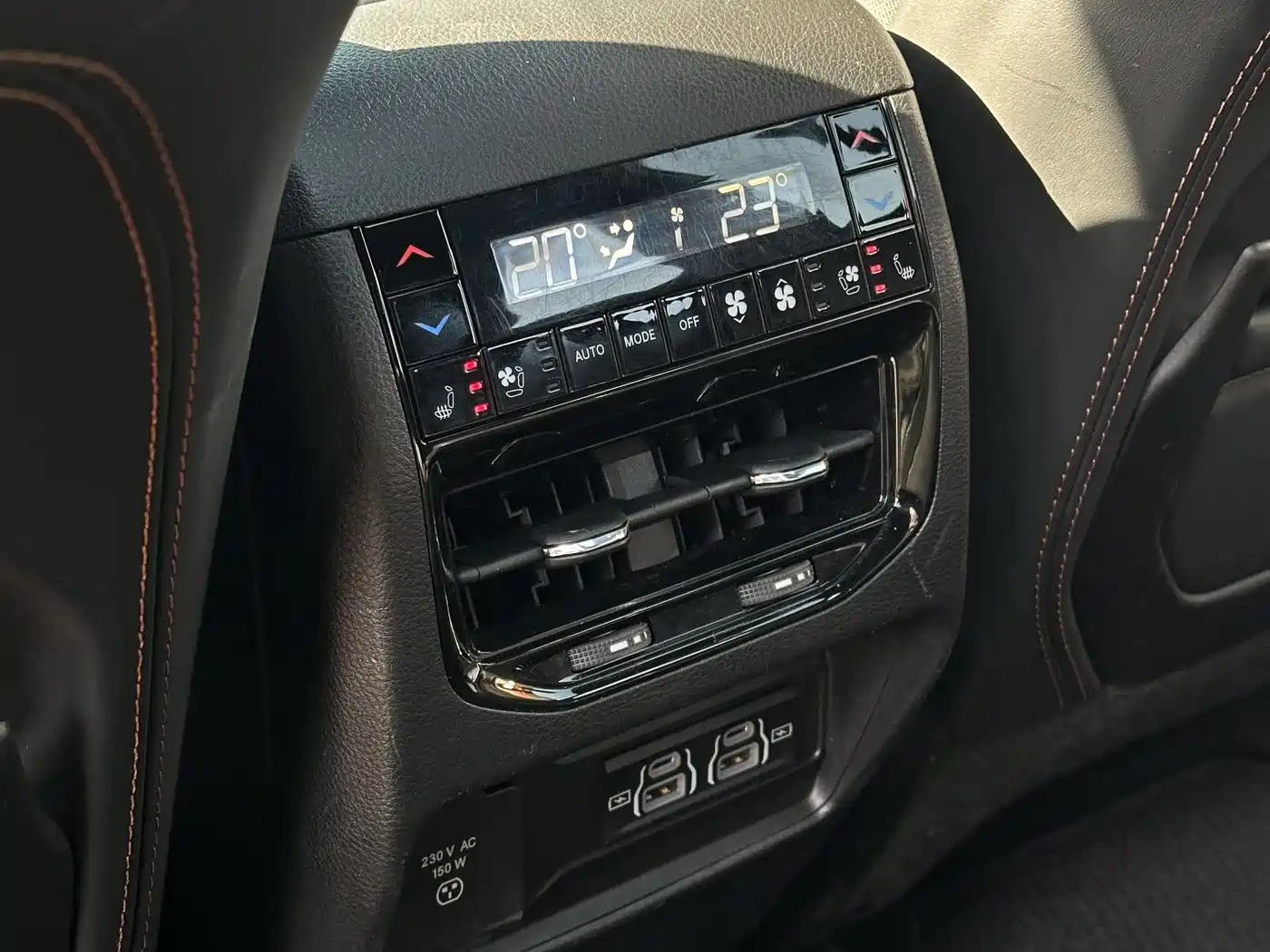 JEEP GRAND CHEROKEE 4XE