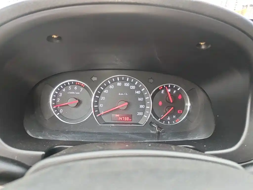 Changan Yuexiang V3 2015 2012 1.3L Manual Luxury Type China IV