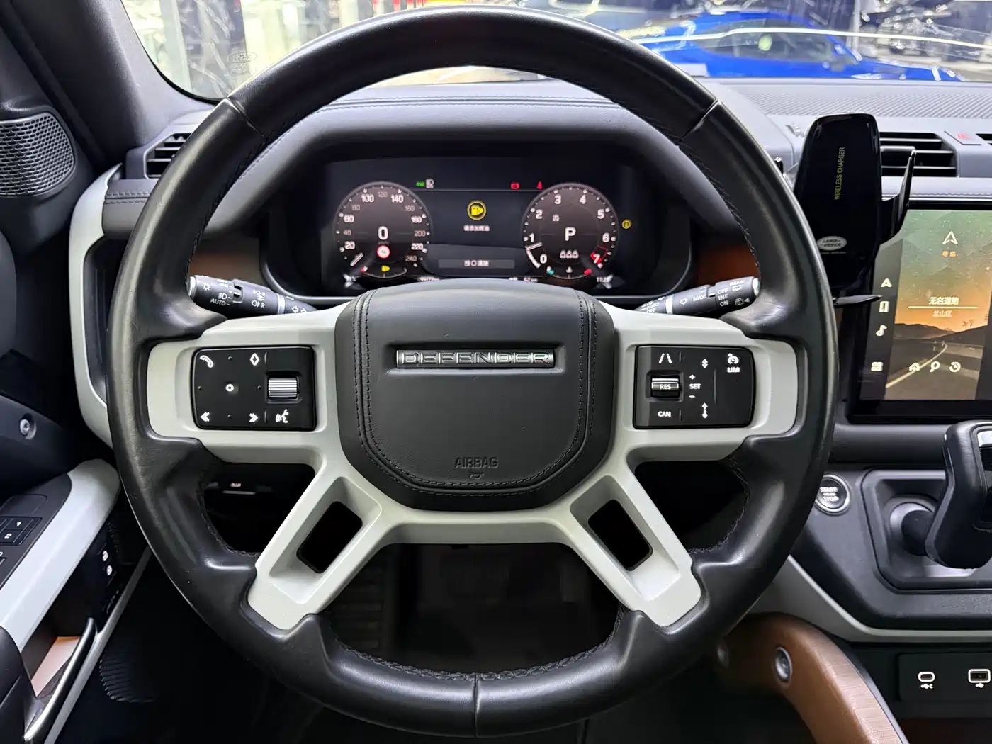 Land Rover Defender 2023 Model 110 3.0T P400 X-DYNAMIC HSE фото 9