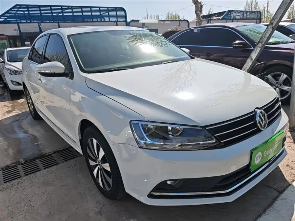 Volkswagen Sagitar 2017 230TSI Automatic Comfort фото 4