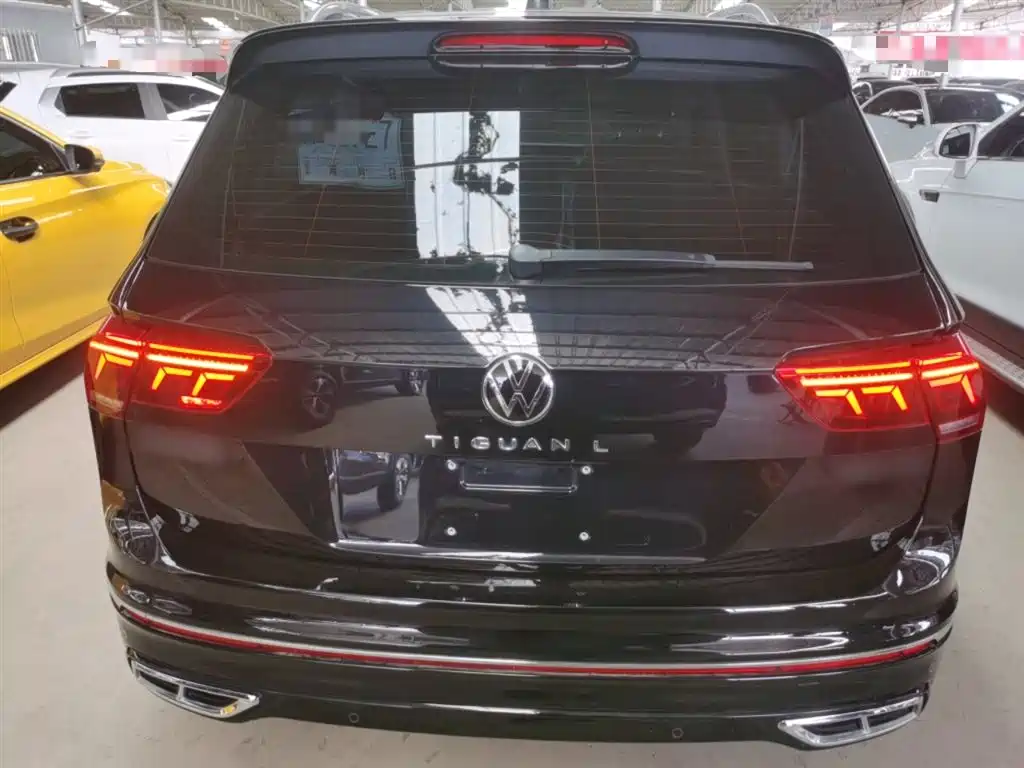 Volkswagen Tiguan L 2022 330TSI Auto 2WD R-Line Premium Edition фото 6