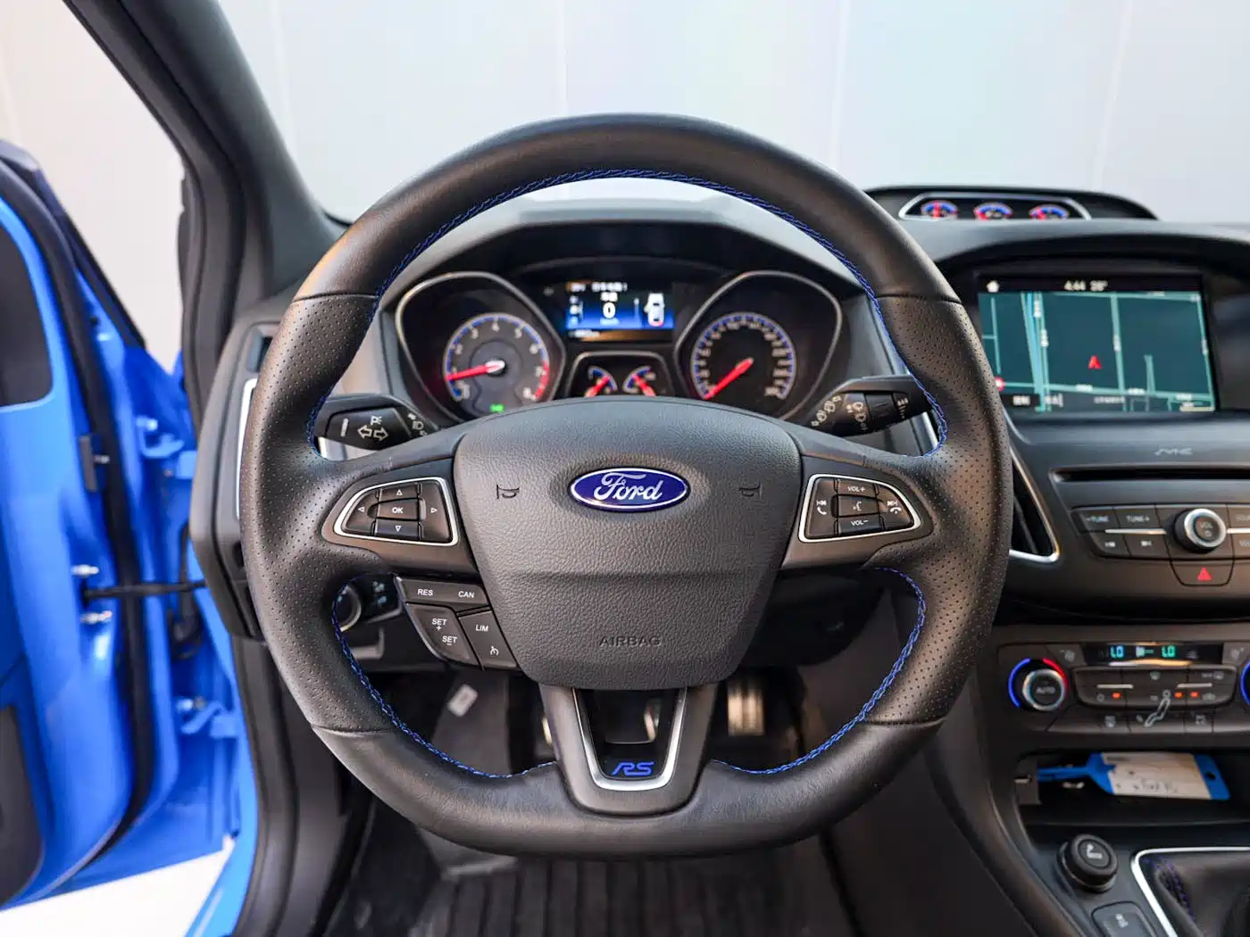 Ford Focus (Import) 2018 2.3T RS Track Edition фото 10