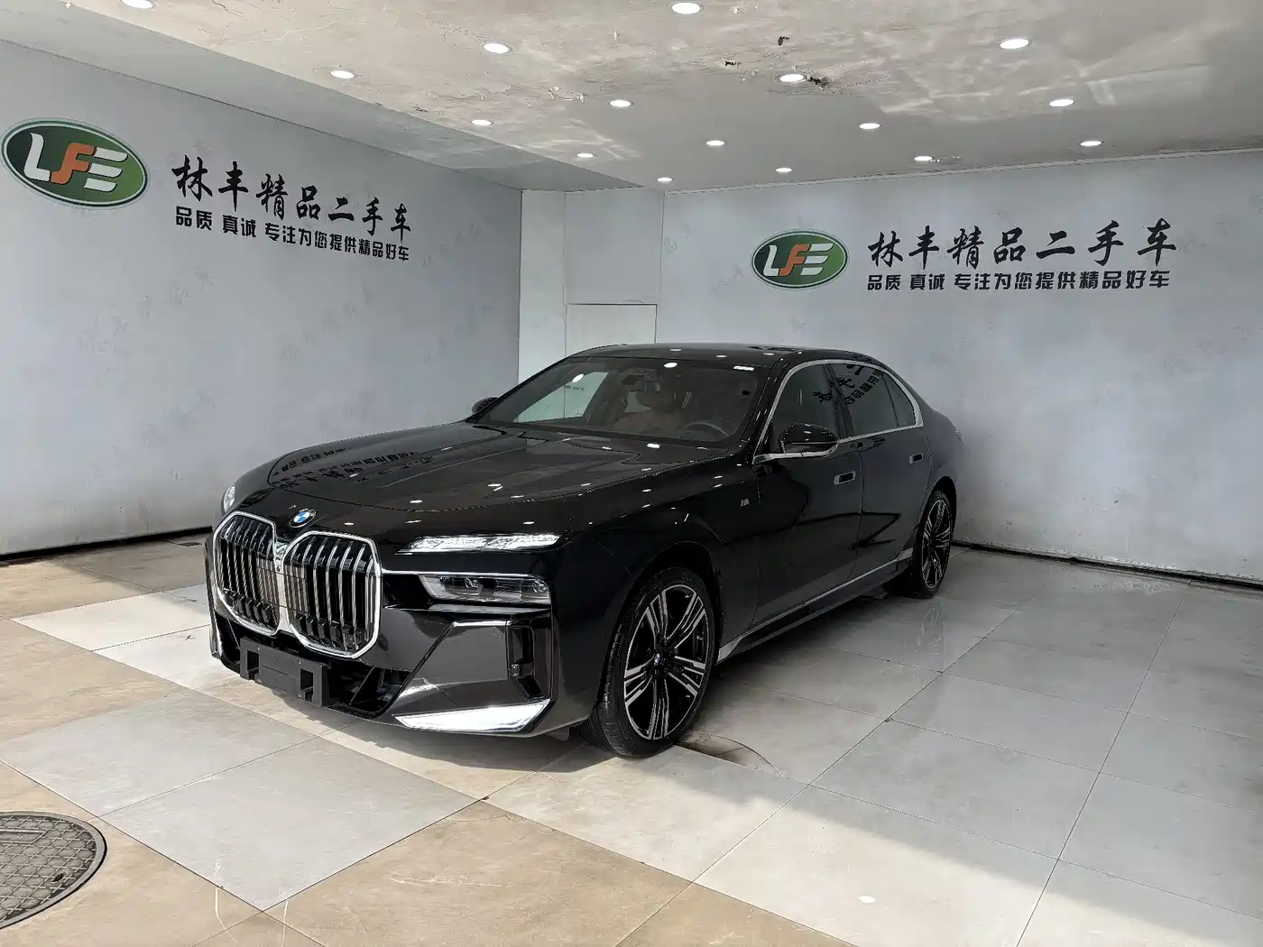 BMW 7 Series 2023 740Li Exclusive M Sport Package