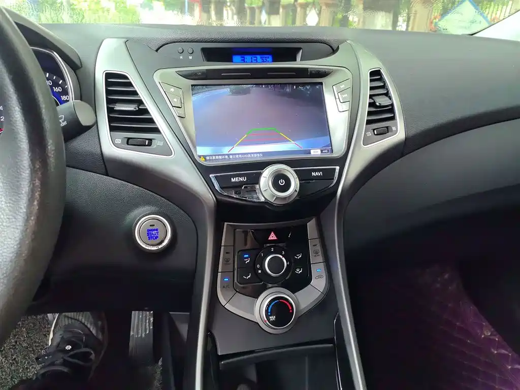 Hyundai Langdong 2015 1.6L Auto Premium фото 6