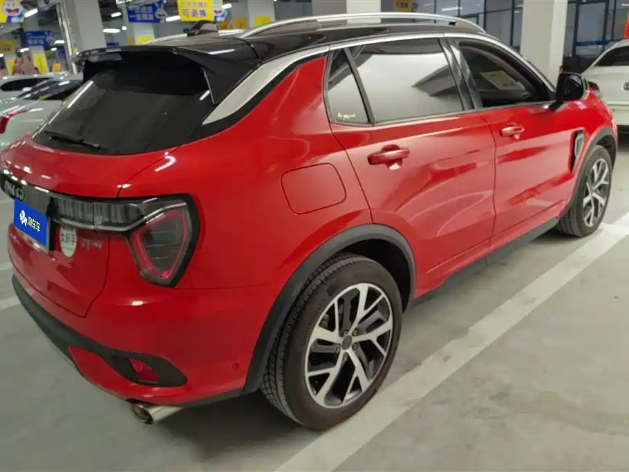 Lynk & Co 01 2017 2.0T AWD Pro фото 3