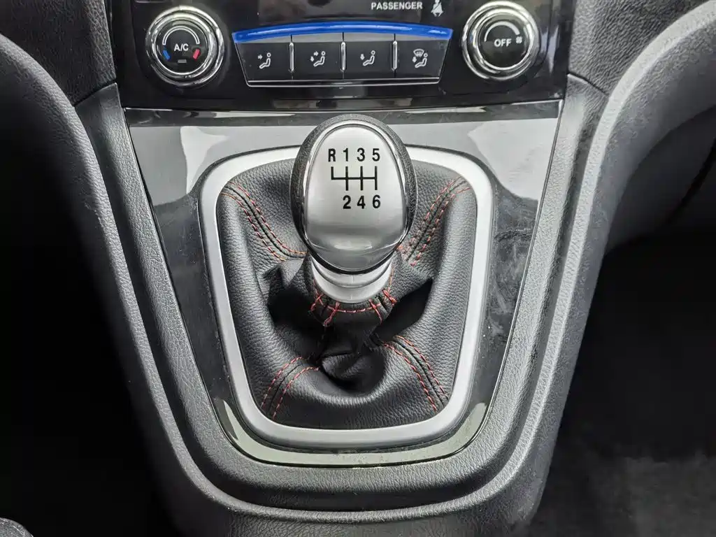 Haval H6 2017 Classic 1.5T Manual 2WD Urban Edition фото 13
