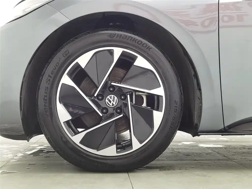 Volkswagen ID.3 2024 Outstanding Edition фото 17