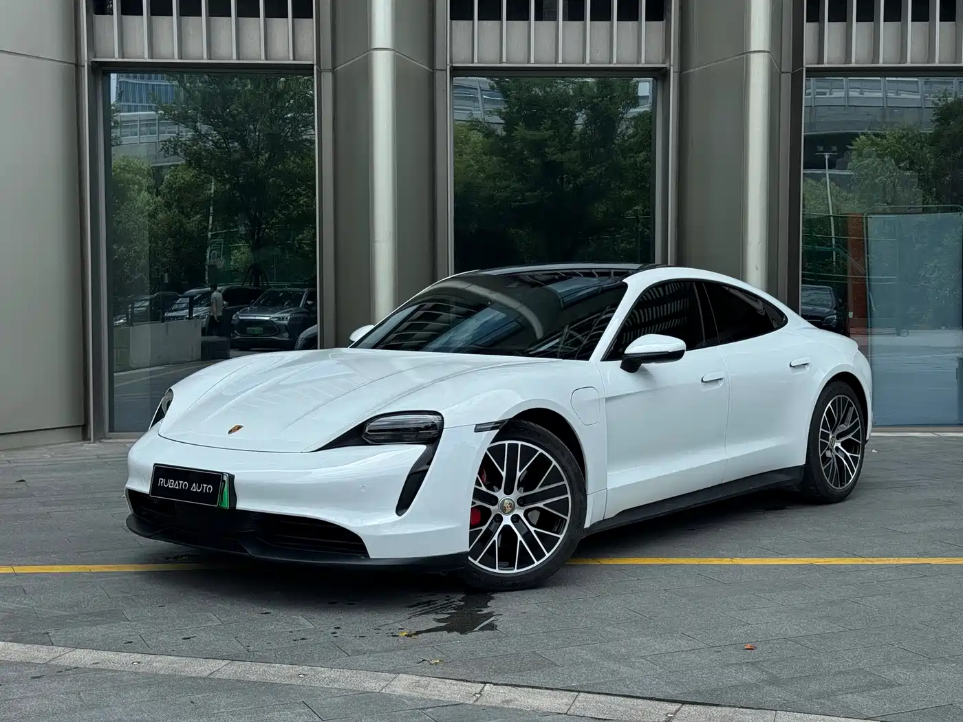 Porsche Taycan 2020 Taycan