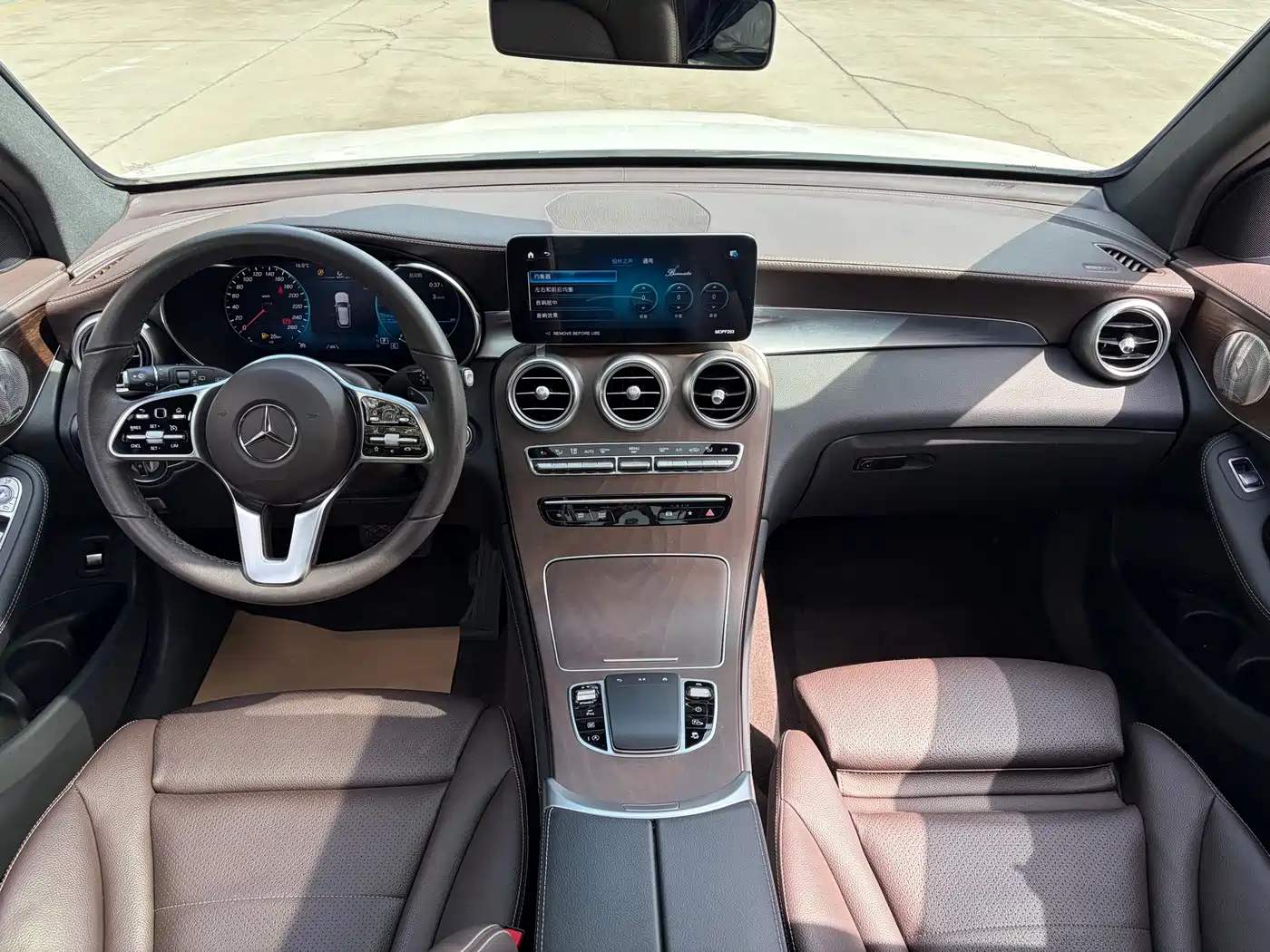 Mercedes-Benz GLC 2022 Model GLC 300 L 4MATIC Dynamic Edition фото 11