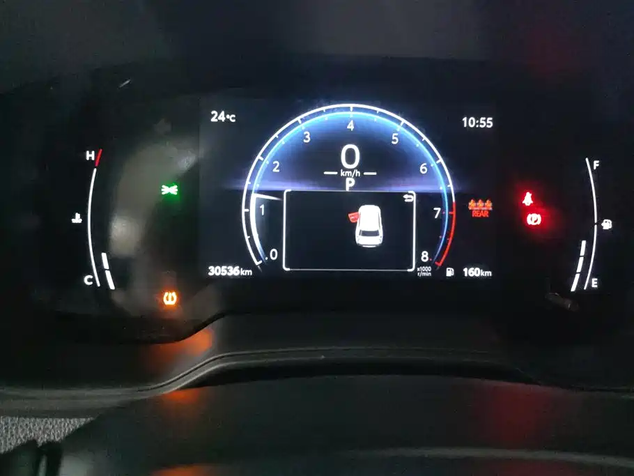 Toyota Frontlander 2023 2.0L CVT Elite Edition фото 14