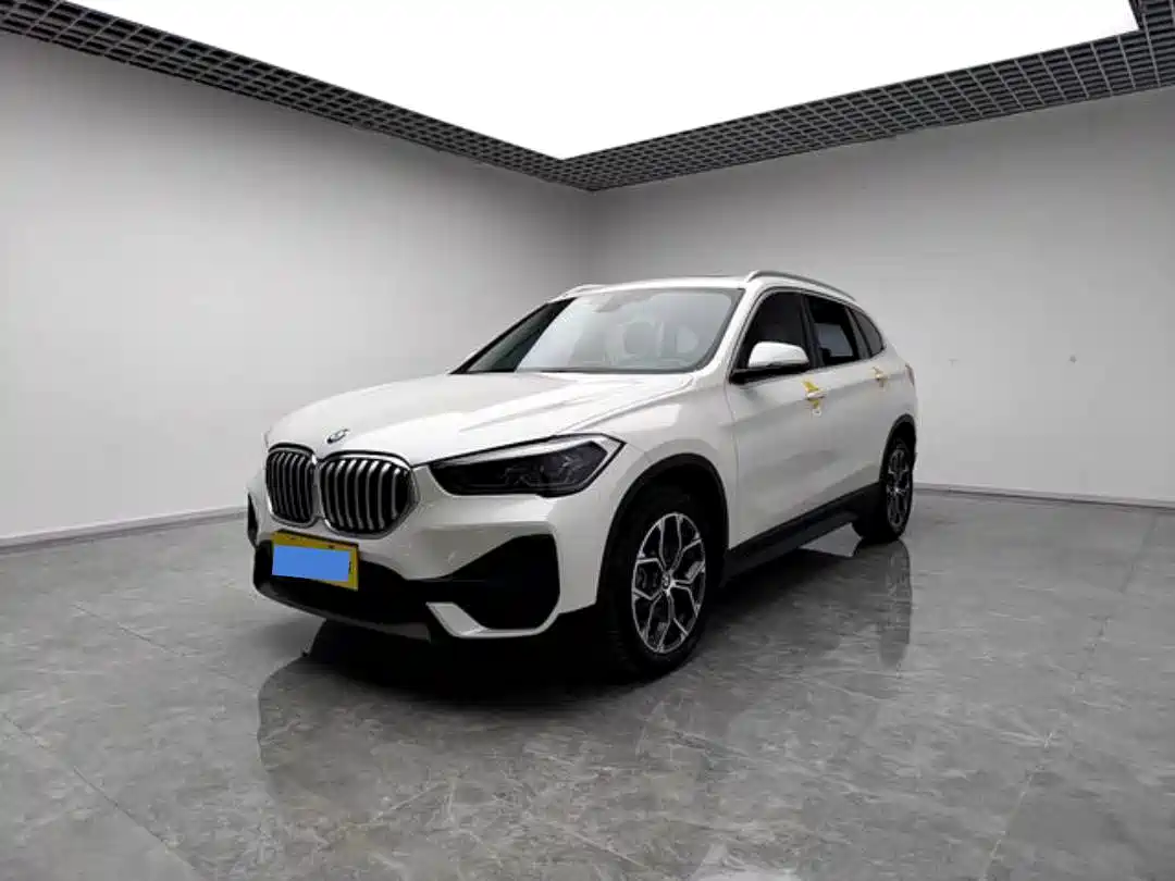 BMW X1 2022 sDrive25Li Leading