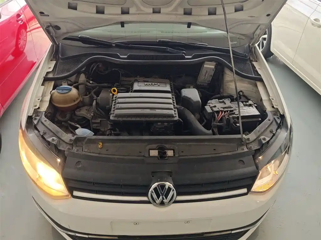 Volkswagen Polo 2018 1.5L Auto Comfort фото 20