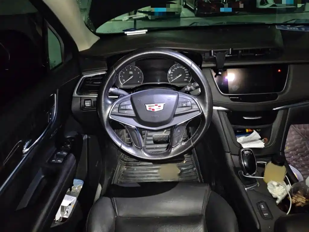 Cadillac XT5 2018 25T Luxury фото 3