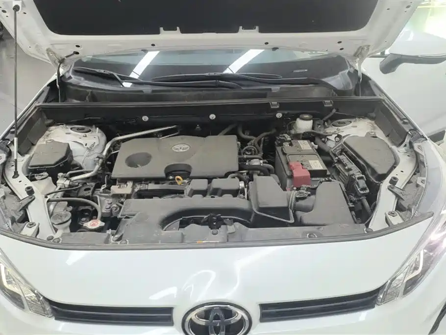 Toyota Wildlander 2023 2.0L CVT AWD Luxury PLUS фото 10