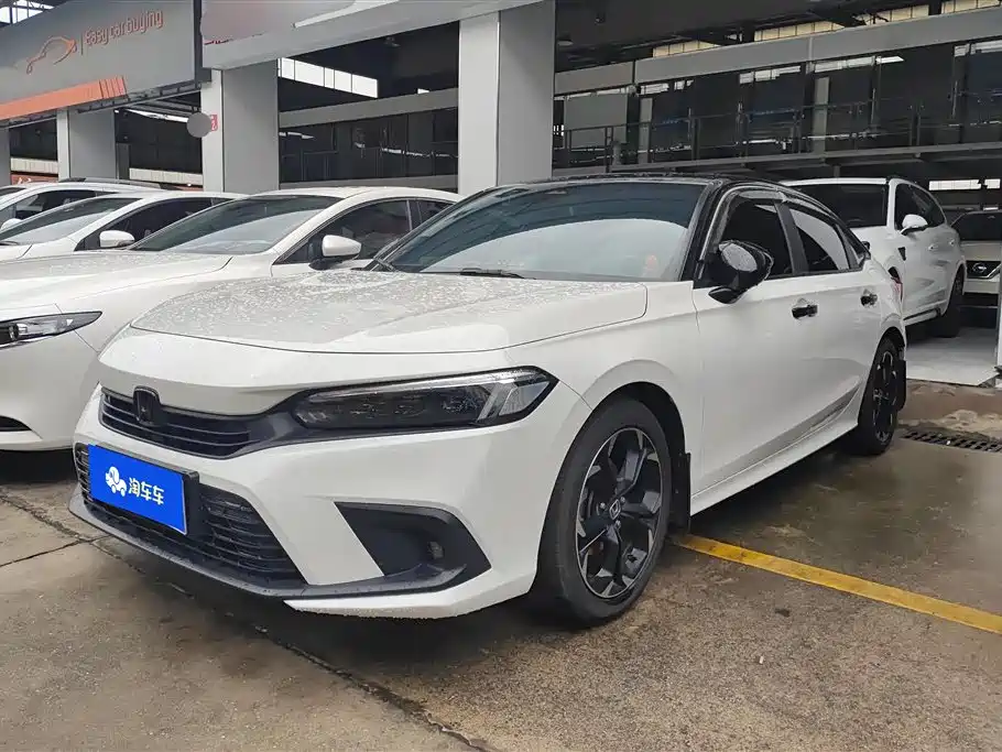 Honda Civic 2023 240TURBO CVT Dynamic Edition