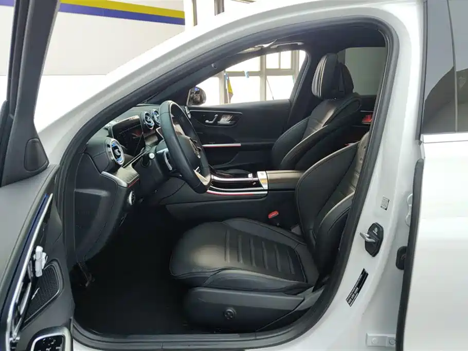 Mercedes-Benz C-Class 2023 Facelift C 260 L Sport Edition фото 9
