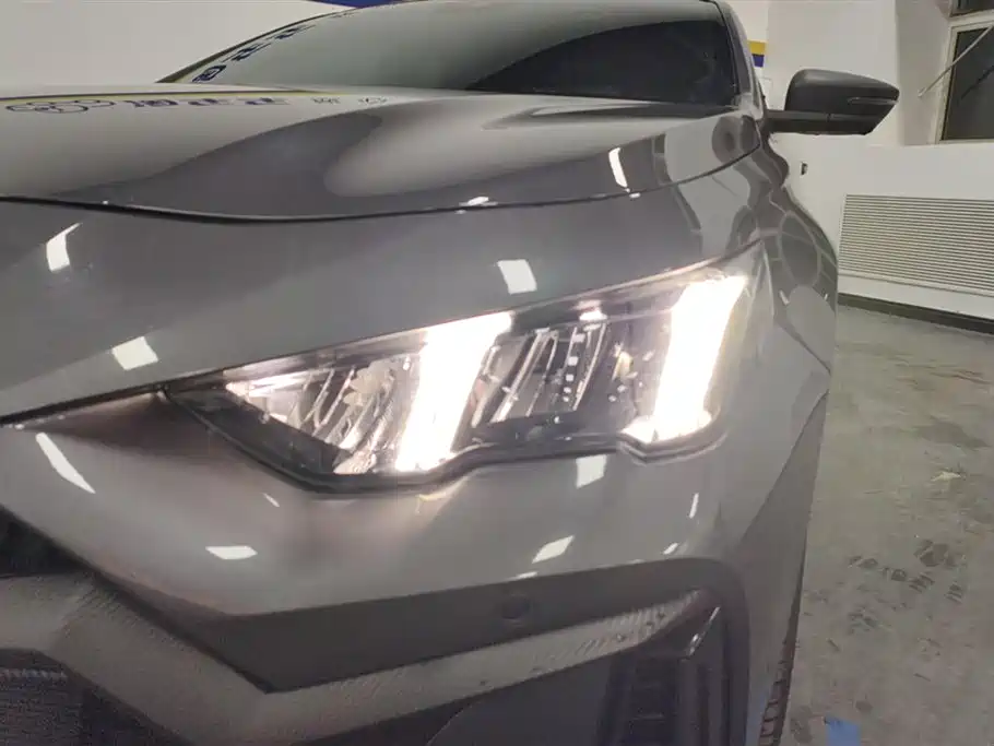 GAC Trumpchi Trumpchi Emkoo 2023 270T DCT J16 Edition фото 5