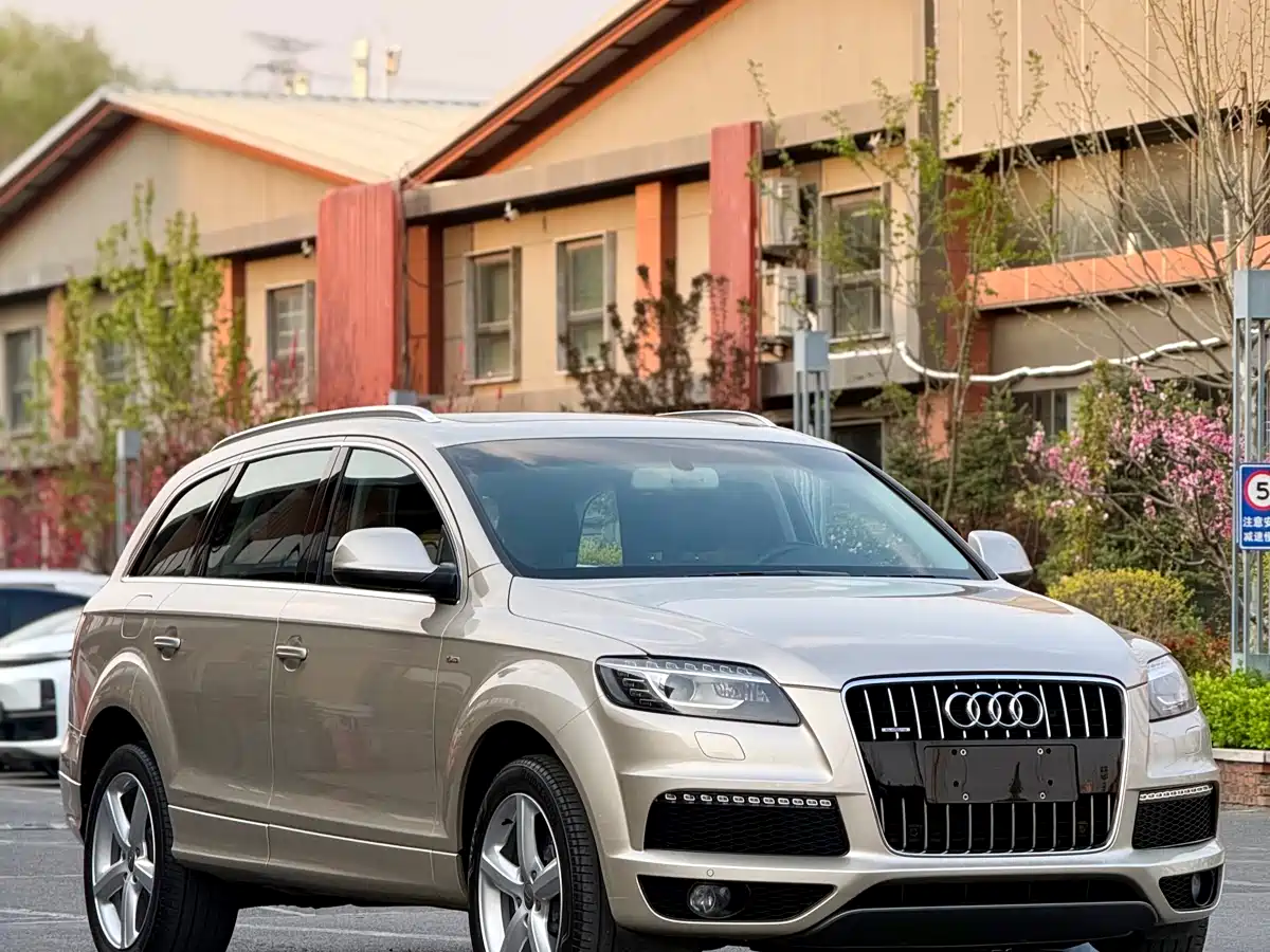 Audi Q7 2014 35 TFSI Sport фото 3