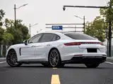 Photo 4 - Porsche Panamera